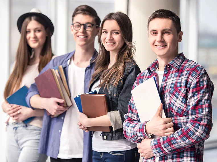 Xaricdə təhsil ilə bağlı hər şey