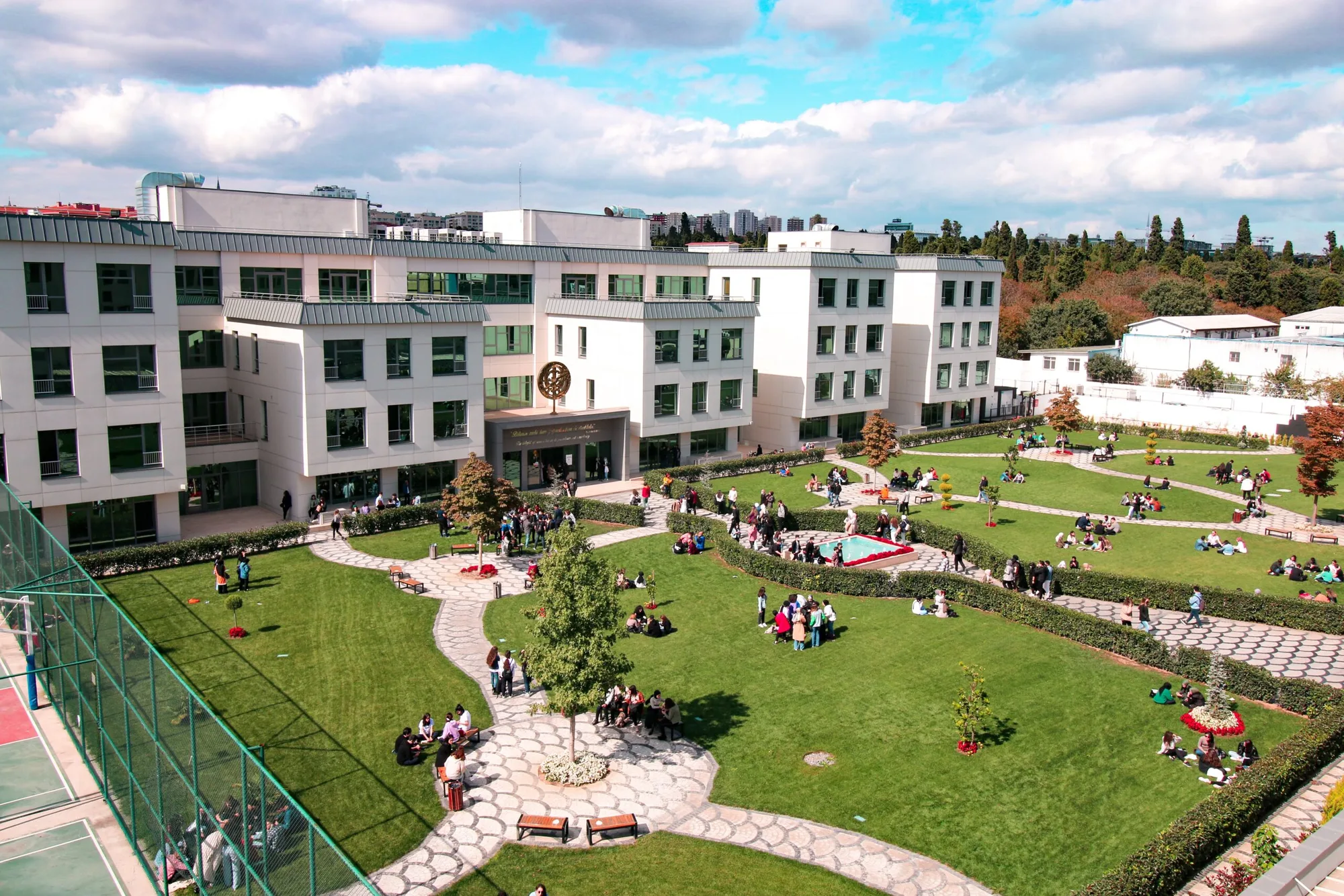 Bituni University (Istanbul)